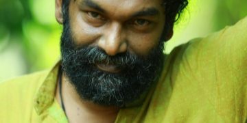 ഭാവുകത്വത്തിന്റെ വലയില്‍ വീണ കിളി