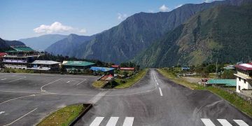 ടേബിള്‍ ടോപ് റണ്‍വേയും നേപ്പാളും തമ്മില്‍