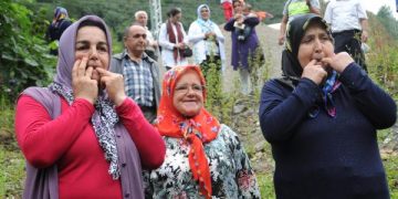 ചൂളംവിളി മുഴങ്ങുന്ന ഗ്രാമങ്ങള്‍