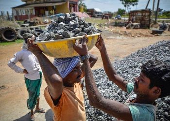 ജോലി കൂടുതല്‍, കുറവ് വേതനം; ഇന്ത്യ അഞ്ചാമത്