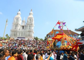 വിശ്വാസത്തിരയിൽ കപ്പൽ പ്രദക്ഷിണം