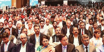 ഇനി ലോകം കേരളത്തിൽ  ബിസിനസ് നടത്തും