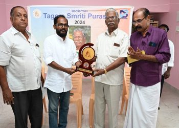 ടാഗോർ സ്‌മൃതി പുരസ്കാർ – 2024′ കുറിഞ്ഞിവേലന് സമ്മാനിച്ചു